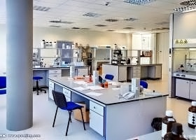 实验室设施