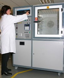 英国SATRA臭氧老化试验箱703