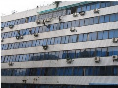 专业外墙清洗·锂合金门窗清洗工程