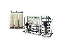 洗衣厂软化水设备，防止洗衣机内壁水垢产生。-飞鸿水处理设备