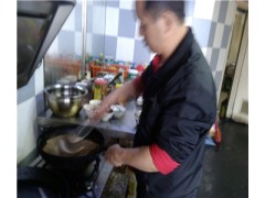 快餐小炒技术培训,东莞哪里有小炒快餐配方学,炒菜怎么搭配