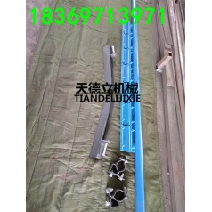 P型合金橡胶清扫器 头轮下方附近二道合金清扫器