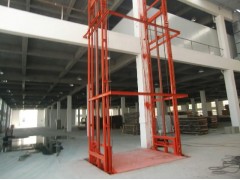 鞍山专业定制大吨位就货梯/导轨液压式升降货梯报价/厂家