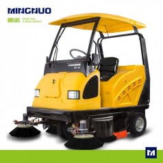 厂家供应明诺小型电动清扫车 三轮电动清扫车批发