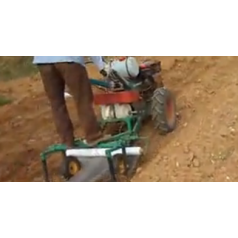 手扶带动的花生播种机、8马力以上的手扶拖拉机