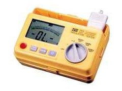 程控 缘电阻测试仪