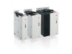 ABB 运动控制驱动器 - MotiFlex e100 180 – 560 V AC 三相