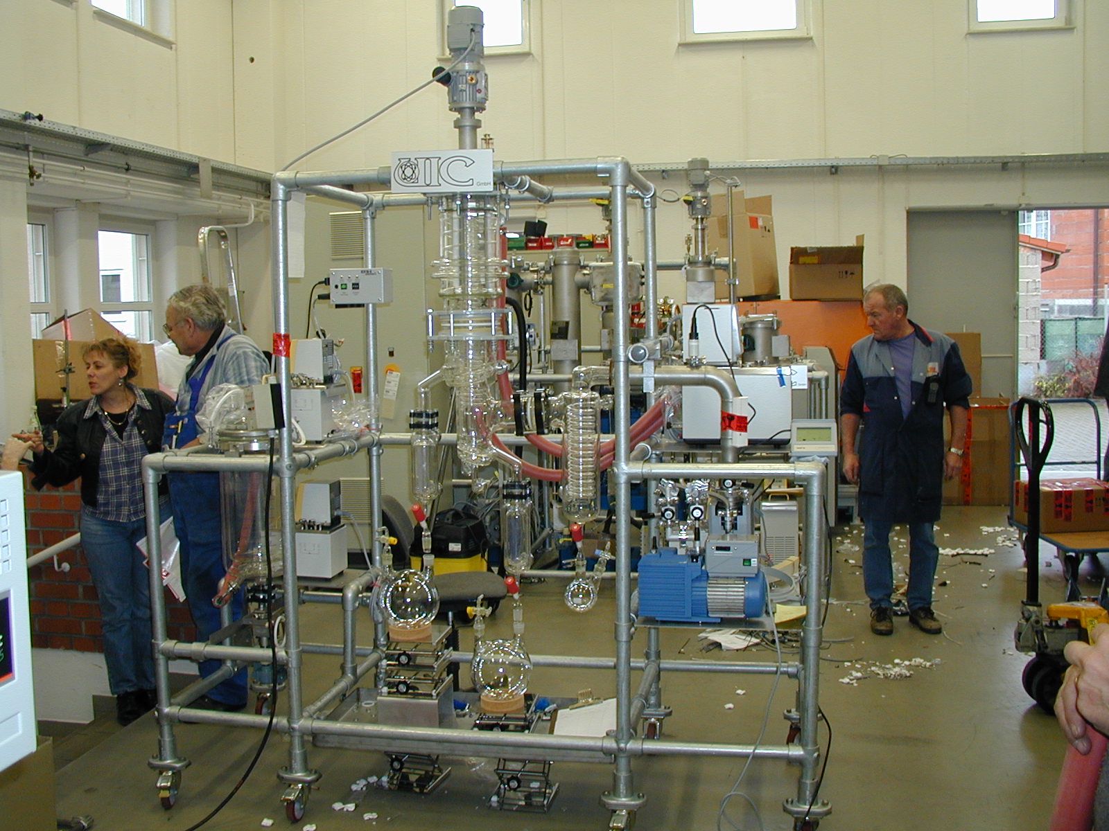 中试规模玻璃短程蒸馏（分子蒸馏）设备 KDL 10