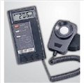 泰仕 TES-1330A 数字式照度计