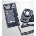 泰仕 TES-1334A 数字式照度计